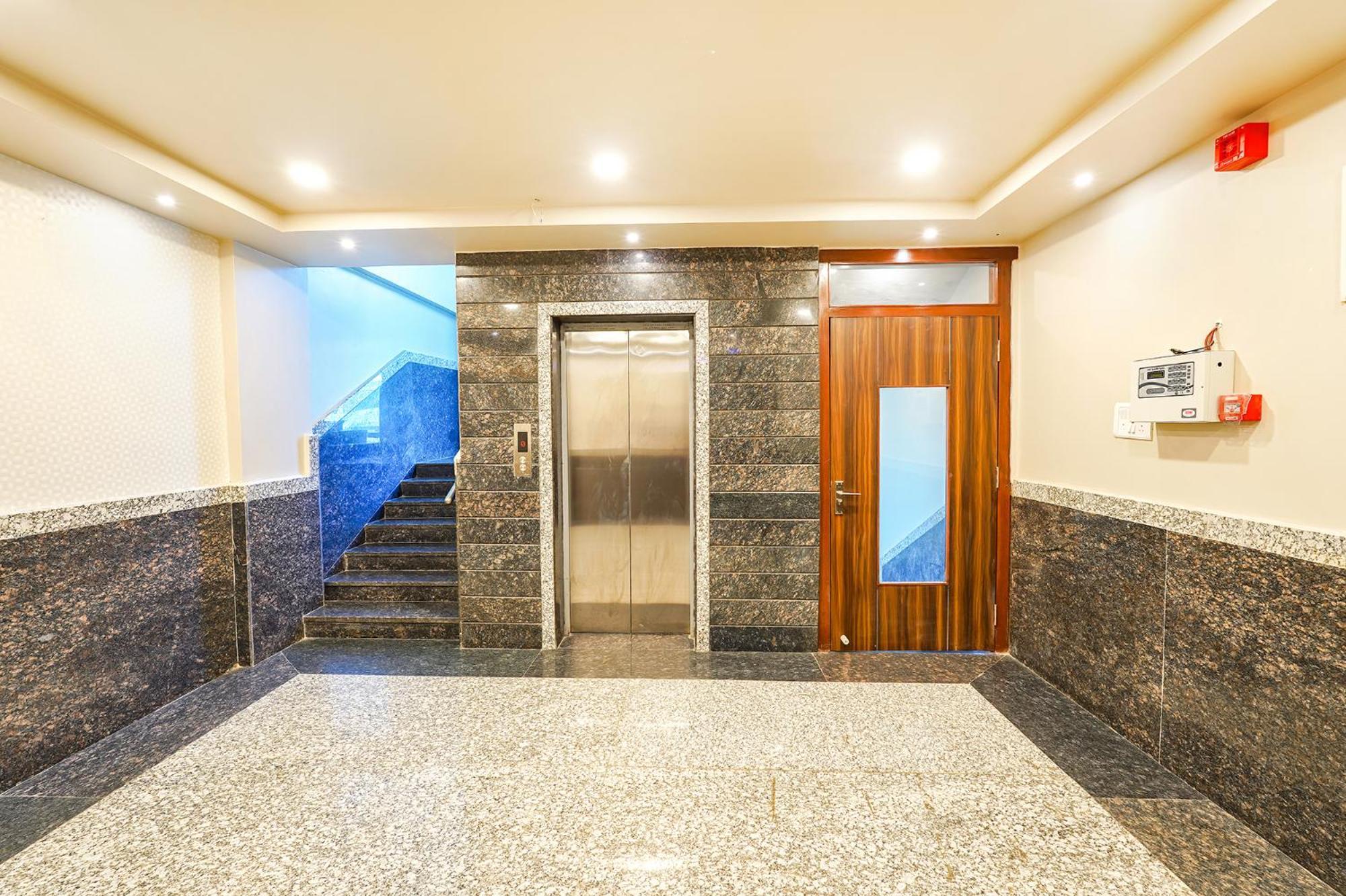 Fabhotel Grand Falcon Bangalore Luaran gambar